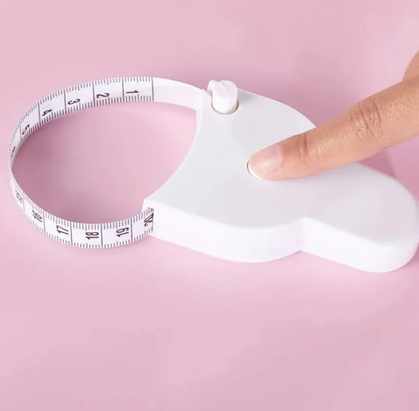 Automatic accurate tape measure for waist, arm, leg, abdomen and head circumference.